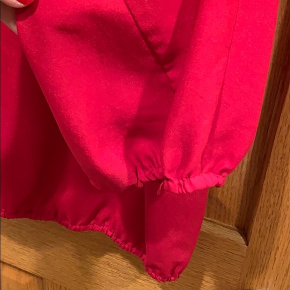 Magenta slit-sleeve New York & Co blouse, medium - Picture 4 of 8